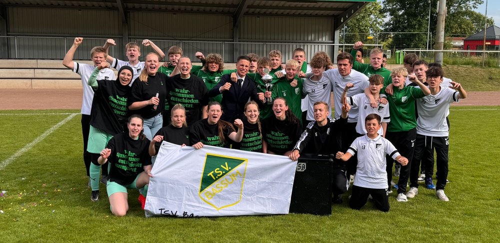 Was für ein Sonntag! Damen MEISTER und U15 POKALSIEGER